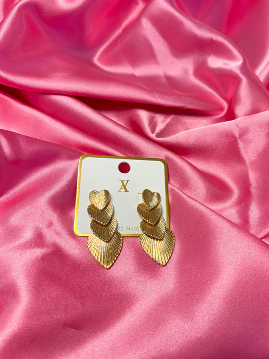 Layered ridge heart earrings