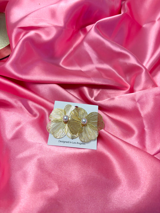 thin metallic stud earrings