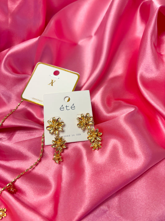 Triple flower earrings