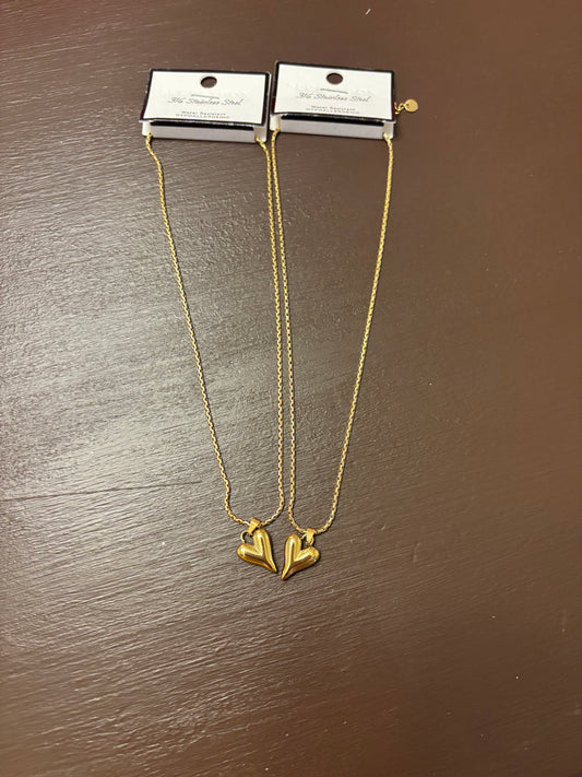 Solid heart pendant necklace