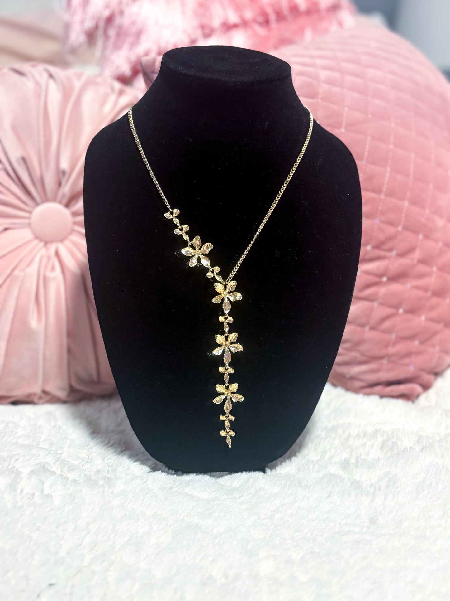 Flower Charm Chain Necklace